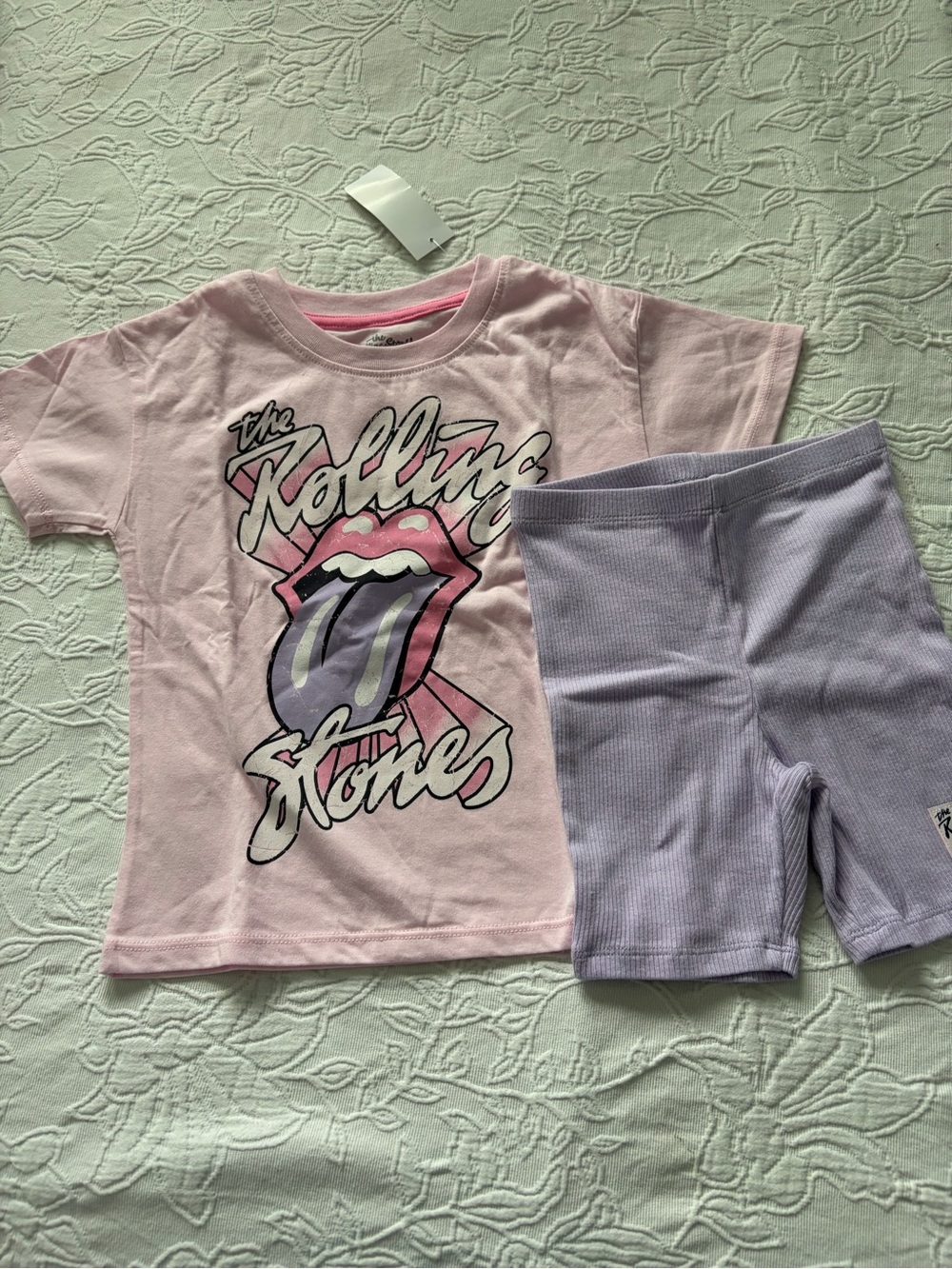 the Rolling Stones Kids 4T Pink Graphic Tee and Lavender Bike Shorts Set new